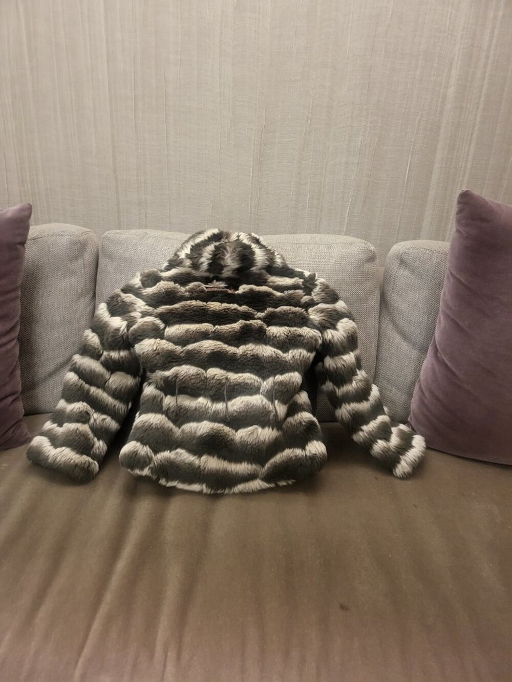 Vintage Girls Baby Phat Fur - Picture 13 of 16